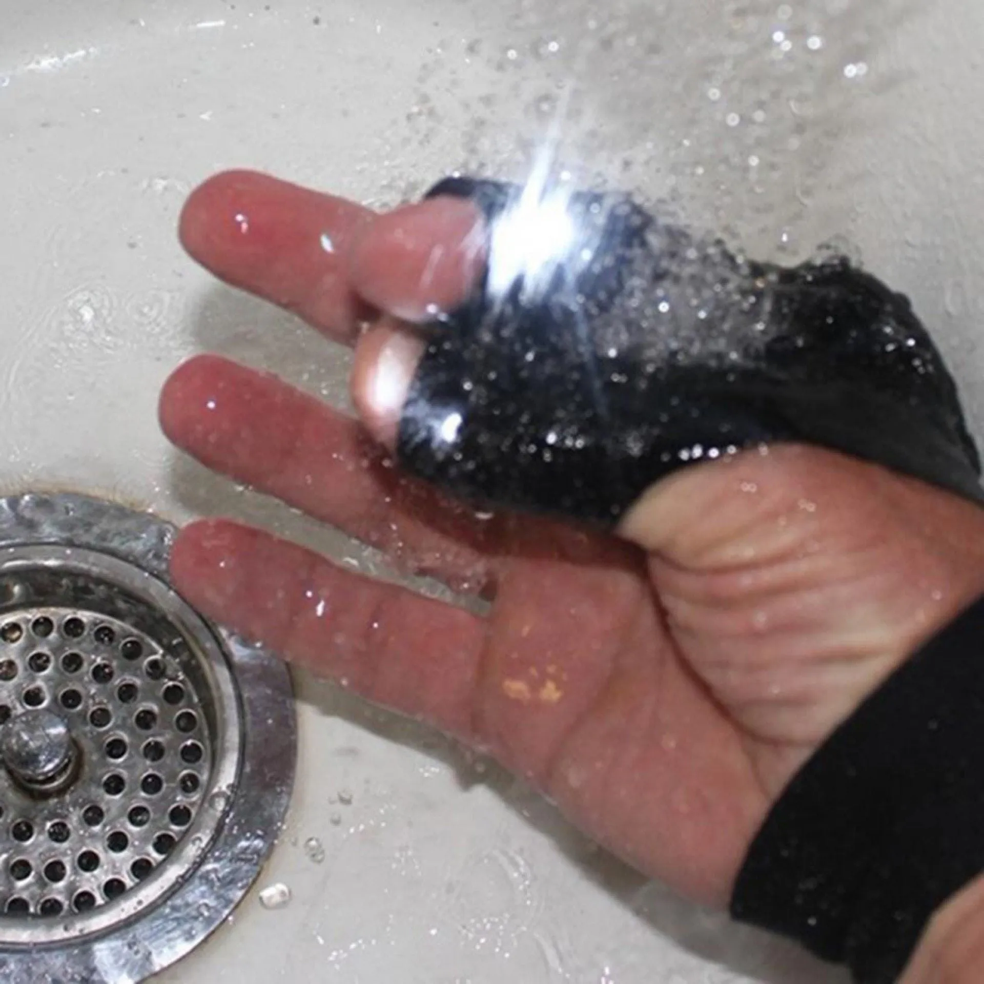 Outdoor LED Flashlight Glove, Camping Fishing Accessories, Gifts for Men Dad Husband Him